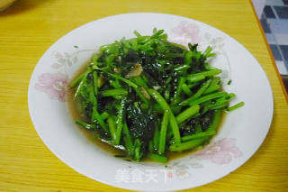 清炒茼蒿的做法步骤：2