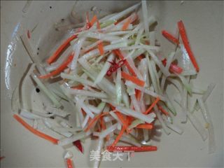 凉伴白萝卜的做法步骤：2