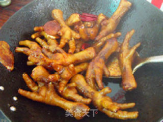 红烧鸡爪的做法步骤：2