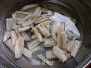 凉拌藕条的做法步骤：2
