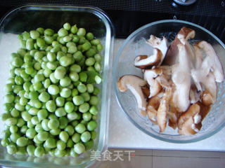 香菇豌豆杂炒的做法步骤：2