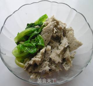 凉拌生菜面筋的做法步骤：2