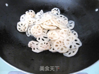 炒脆藕的做法步骤：2