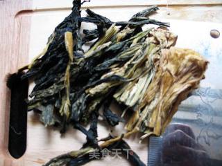 菜干猪骨汤的做法步骤：4