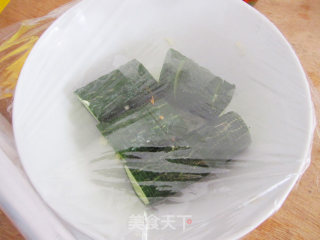 衰衣黄瓜的做法步骤：2