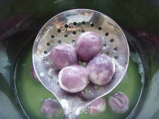 情迷那一抹紫---紫薯琉璃汤圆的做法步骤：3