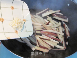 蒜香茄条的做法步骤：2