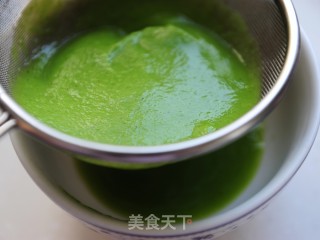 豌豆汁三文鱼的做法步骤：2