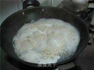 炸酱面的做法步骤：2