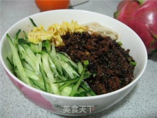 炸酱面的做法步骤：2
