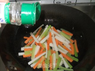 莴苣炒山药的做法步骤：2