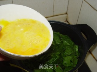 菠菜鸡蛋汤的做法步骤：2