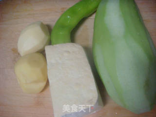 炖四鲜的做法步骤：2