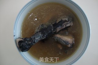 花旗参乌鸡汤的做法步骤：2