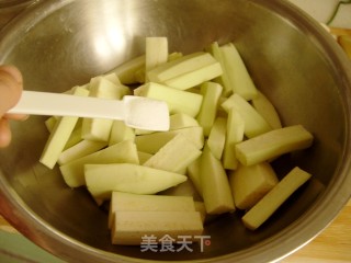 鱼香茄子的做法步骤：2