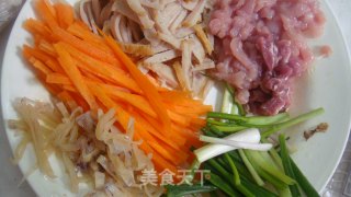 炒河粉的做法步骤：2