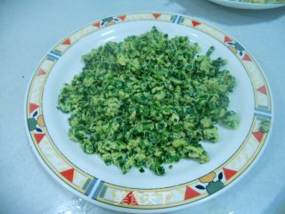 韭菜炒鸡蛋的做法步骤：4