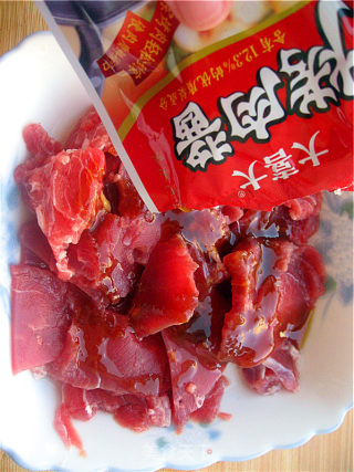 捧着锅大口吃---韩国拌饭的做法步骤：4
