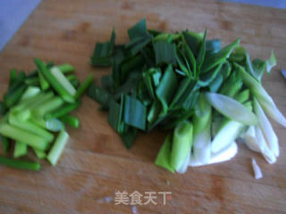 腊炒鲜鸭胗的做法步骤：3