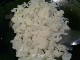 腊肉炒花菜的做法步骤：2