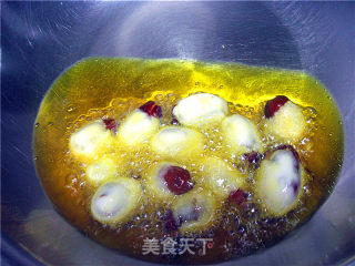 送给老公--简单又美味的小甜点--炸糯米枣的做法步骤：2