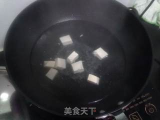 豆苗菌菇汤的做法步骤：2
