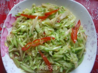 泡椒西葫芦的做法步骤：2