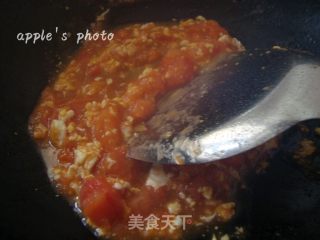 番茄炒蛋浇面的做法步骤：2