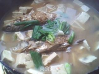 鲫鱼豆腐汤的做法步骤：2