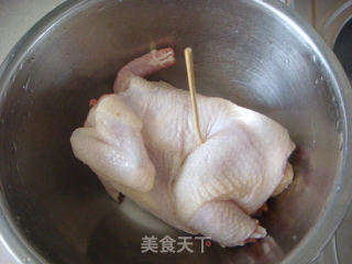 奥尔良烤鸡的做法步骤：2