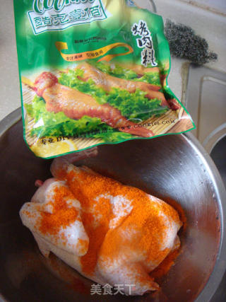 奥尔良烤鸡的做法步骤：2