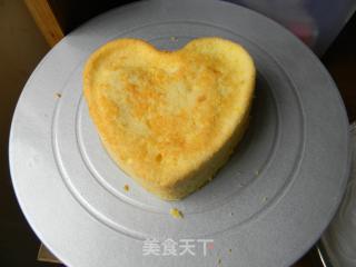 草莓奶油蛋糕的做法步骤：2