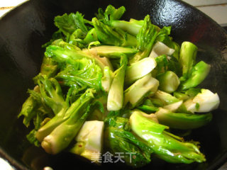 清炒娃娃菜的做法步骤：2
