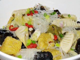 酸辣粉丝大白菜的做法步骤：2