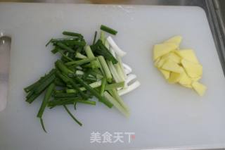 酸甜带鱼的做法步骤：2