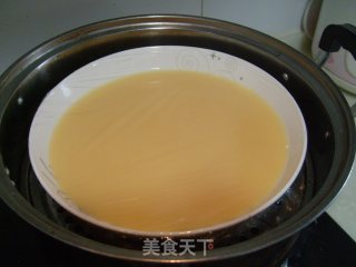 三鲜鸡蛋羹的做法步骤：2