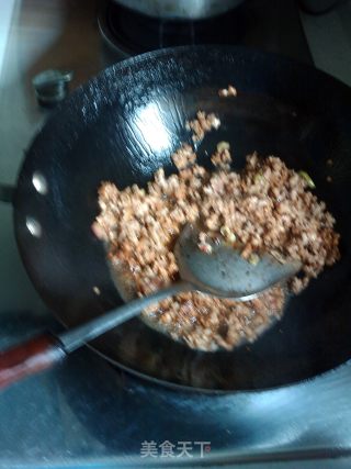 私房炸酱面的做法步骤：2