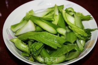 芥菜炒酿猪皮的做法步骤：2