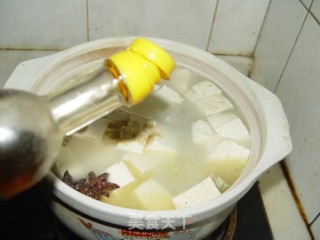 鲫鱼豆腐汤的做法步骤：2