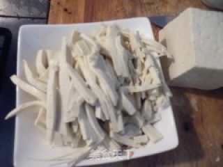 菠菜豆腐汤的做法步骤：2