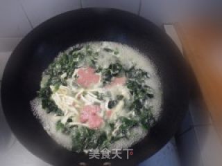 菠菜豆腐汤的做法步骤：2