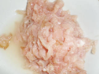 小白菜炒肉的做法步骤：2