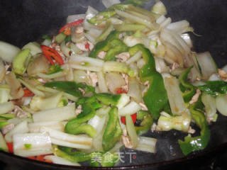 小白菜炒肉的做法步骤：2