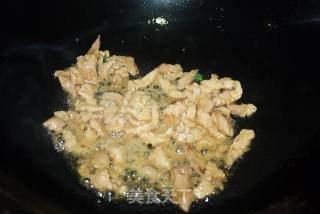 豆腐干炒肉丝的做法步骤：2