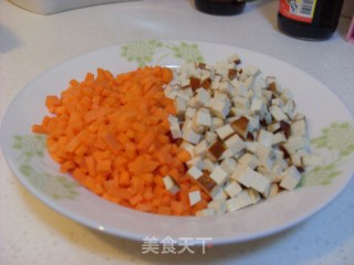 韭菜盒子的做法步骤：1