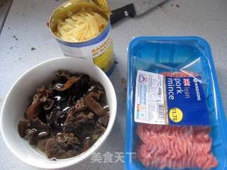 简易版鱼香肉丝的做法步骤：1
