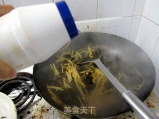 简易版鱼香肉丝的做法步骤：10