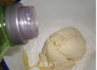 豆渣肉包的做法步骤：2