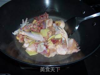 香菇金针鸡的做法步骤：4