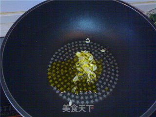 【平淡的幸福】韭菜炒八爪鱼的做法步骤：3